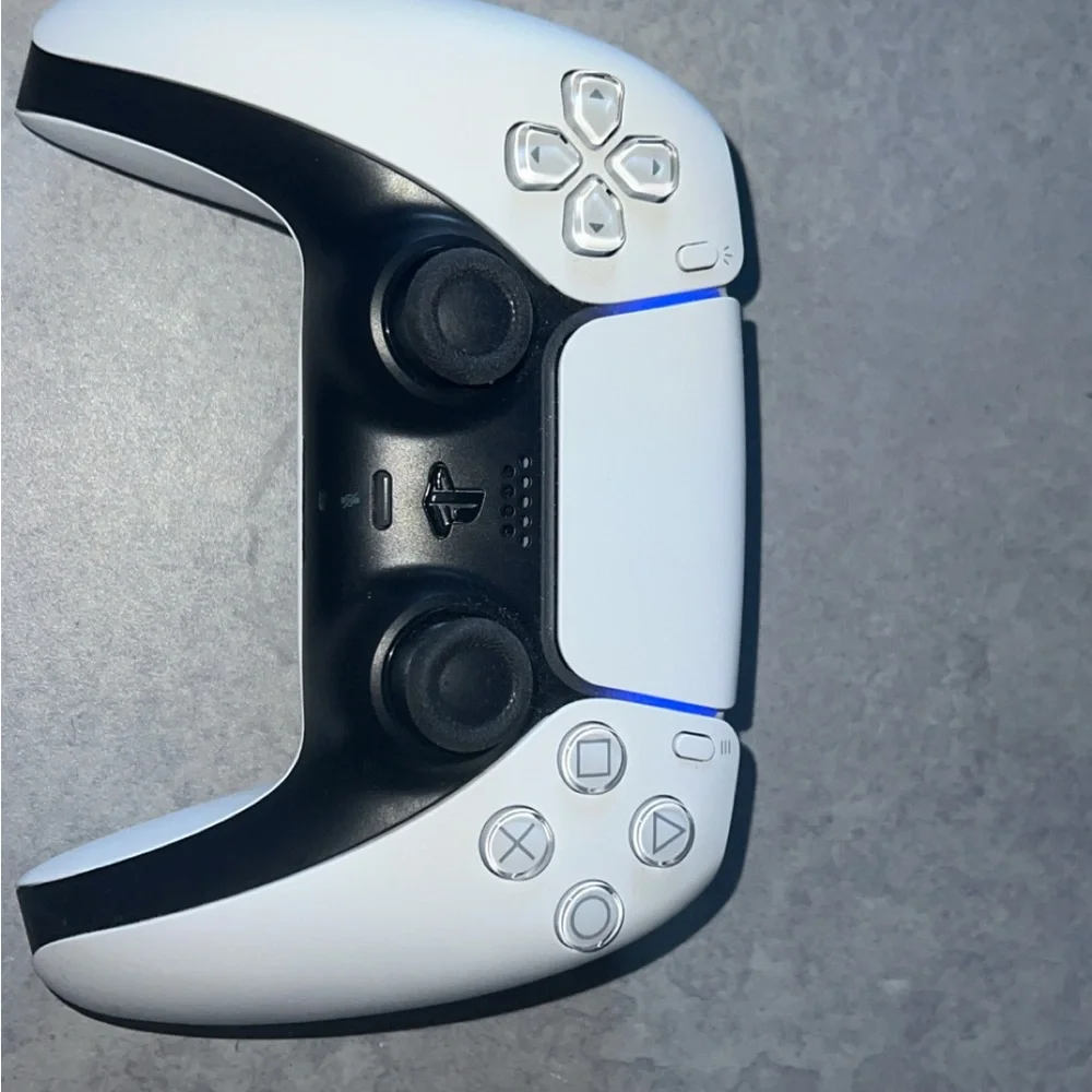 Sony Ps5 PlayStation digital edition White Gaming Console with Controller